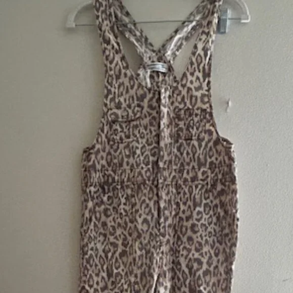 Urban Outfitters Camille Leopard Print Cheetah Cotton Zip Racerback Overalls NEW - Picture 1 of 16